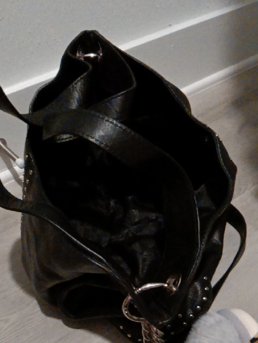 NEW XL Michael Kors Black Studded Leather Shoulder Bag - Picture 2 of 3